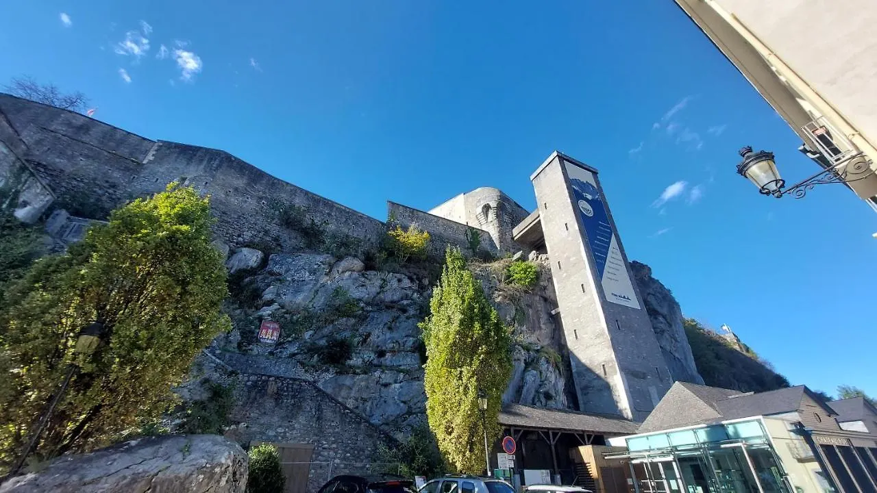 Studio Meuble Au Pied Du Chateau Lourdes